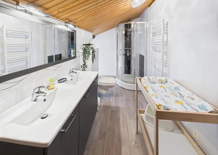 Les Roches Fleuries Calme & Vue Imprenable Apartmán *